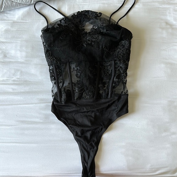 Bodysuit - Picture 1 of 5